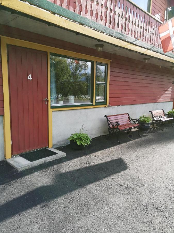 Kvamsdal Pensjonat 4 Eidfjord Exterior foto